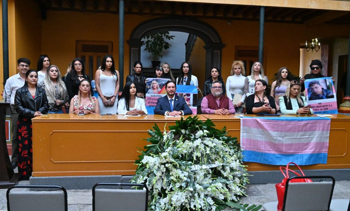 Realizan foro TRANSgeneracional autoridades legislativas con activistas