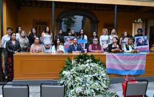 Realizan foro TRANSgeneracional autoridades legislativas con activistas