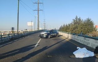 Hallan a hombre sin vida en puente de San Mateo Atenco; indagan causa