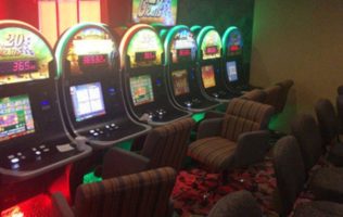 UIF denunciará ante FGR 13 casinos en 8 entidades por lavado de dinero