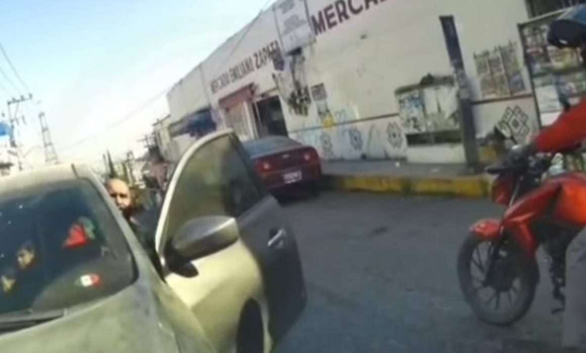 Amenazan con machete a motociclistas en Los Reyes y desata el pánico