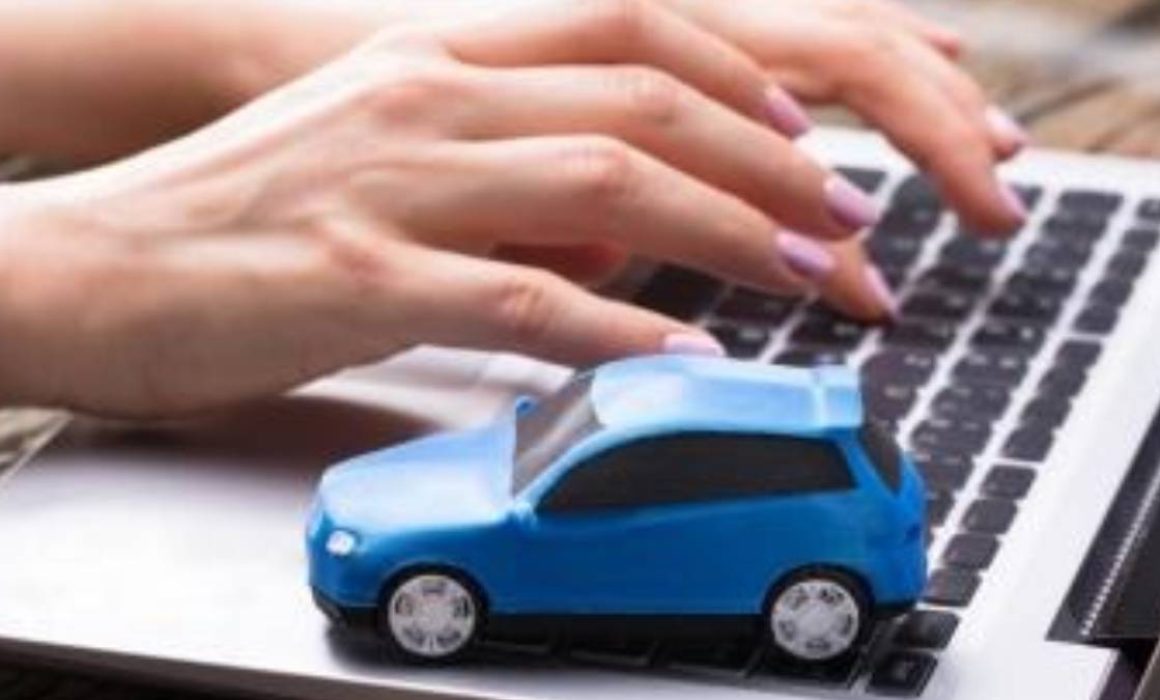 Caen presuntos defraudadores de venta de autos en Tlalnepantla
