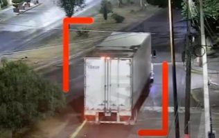Aseguran tractocamión y detienen a 4 en Ecatepec