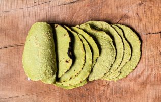 Asiste al taller de tortillas con nopal para mujeres en Villa de Allende