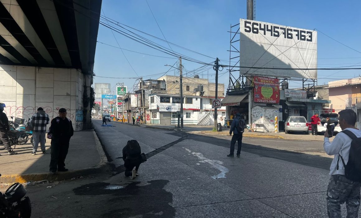 Atropella camión a jovencita en Paseo Tollocan en San Mateo Atenco