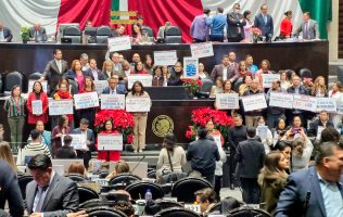 Avalan en lo general Ley de Aguas; oposición cuestiona falta de consulta
