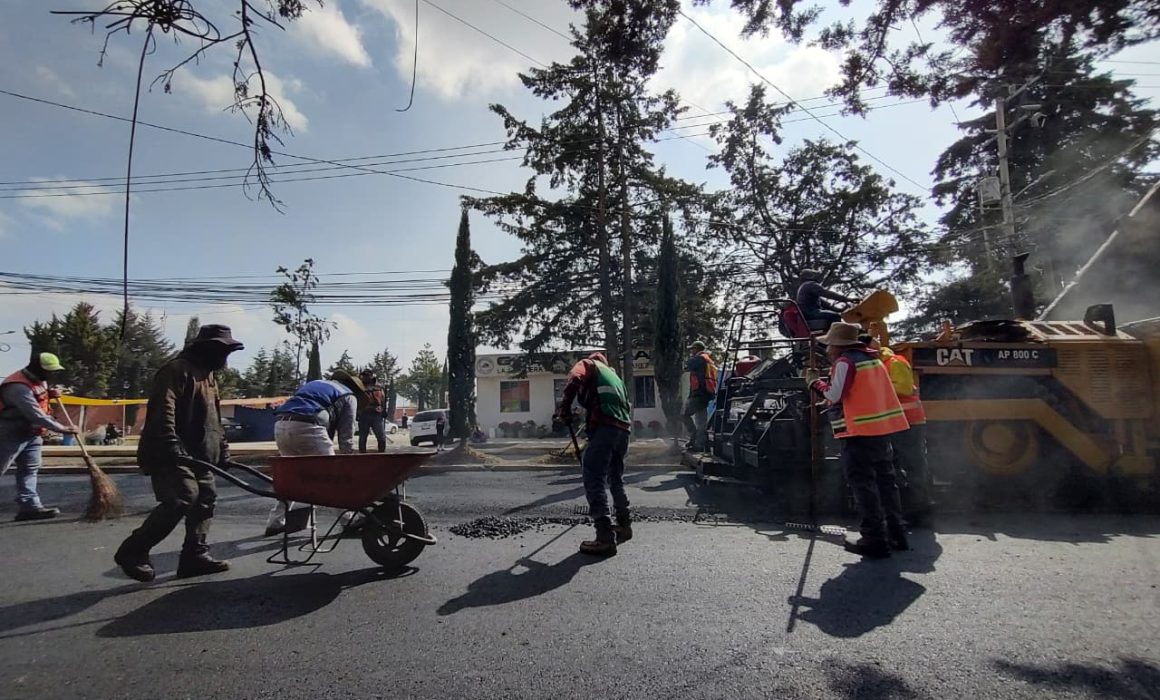 Avanza rehabilitación de calles de San Cayetano Morelos en Toluca