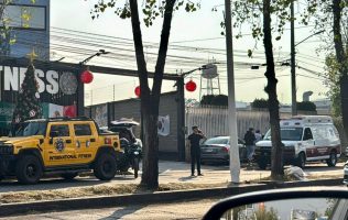 Bloquea evento de político del Partido Verde vialidad clave en Ixtapaluca
