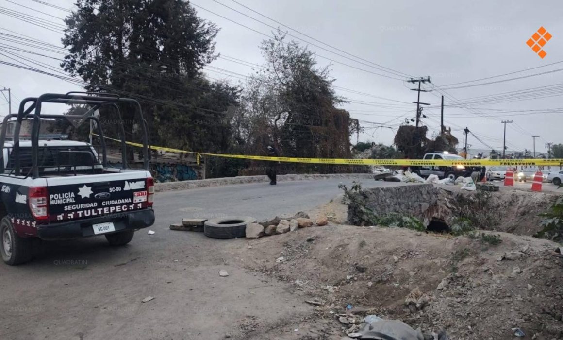 Colapsa puente entre Tultitlán y Tultepec por pesadas unidades