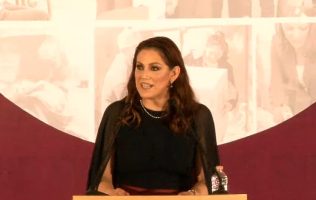 Comparte Rocío Pegueros Informe de actividades del DIF Toluca