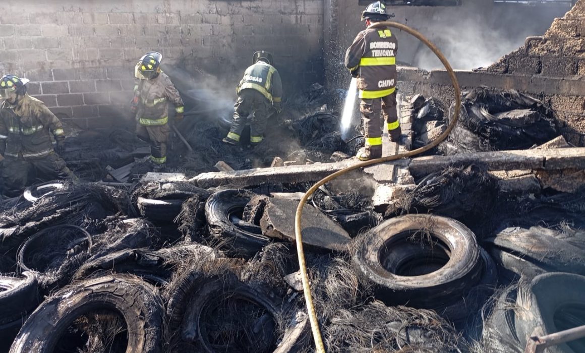 Continúan búsqueda tras desplome de jet en Toluca