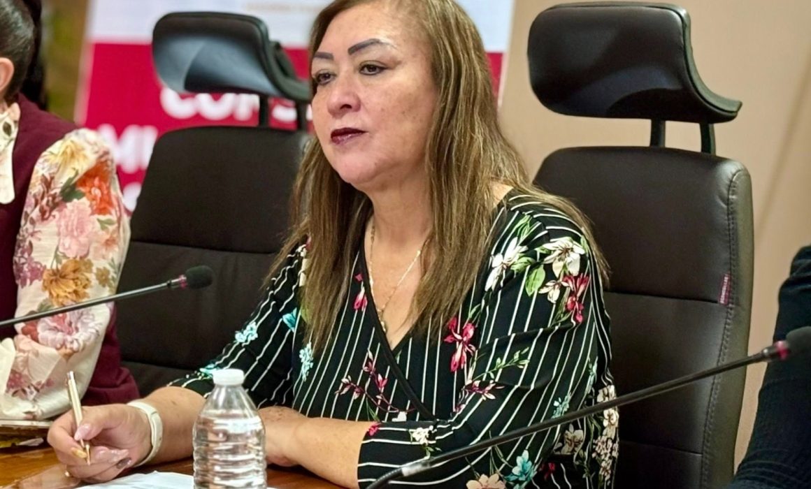 Corren a presidenta del DIF Ixtapaluca de casa del Tejolote; exigen agua