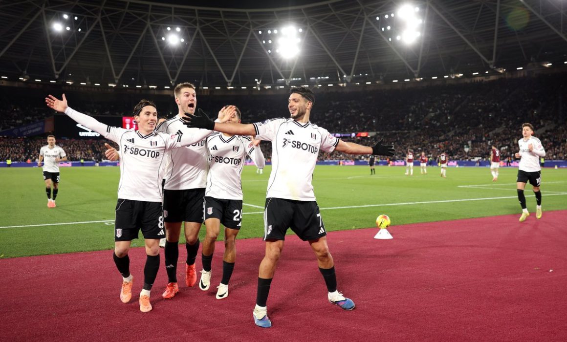Derrota Fulham a West Ham con gol de Raúl Jiménez