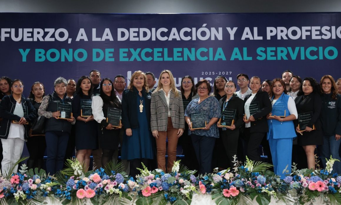 Destaca esfuerzo y profesionalismo de servidores públicos en Huixquilucan
