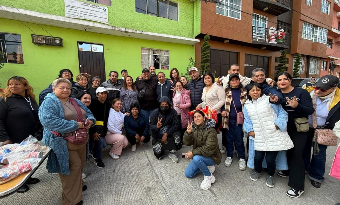 El Gobierno de Huixquilucan, a través del Sistema Municipal DIF, realizó la entrega de 20 mil cenas navideñas