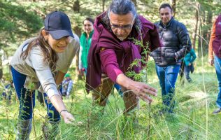 Emprende Erika Olea acciones para preservar bosques en Tianguistenco