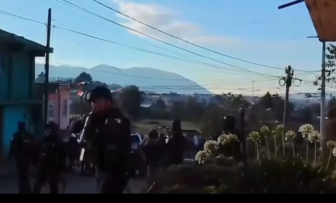 Enfrentamiento entre policías y talamontes en Xalatlaco deja 10 heridos