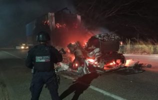 Enfrentamientos en Villaflores, vehículos quemados refuerzan la vigilancia