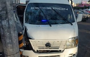 Estrella jovencito combi en Atizapán hay 17 heridos