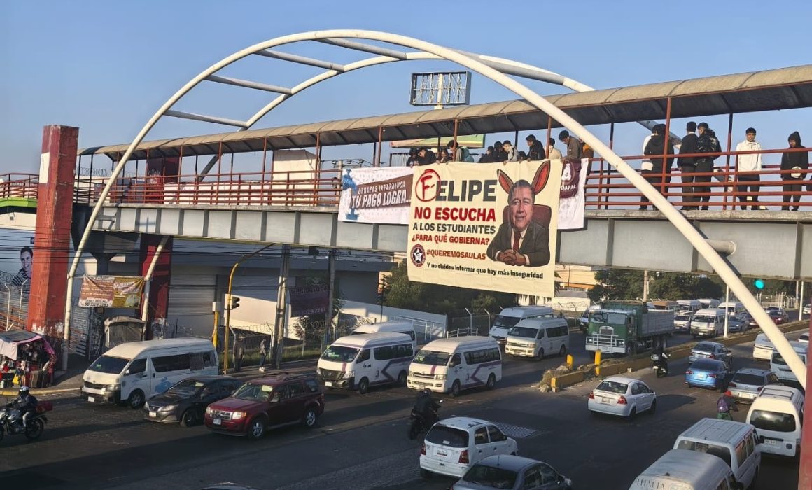 Exhiben el abandono educativo del alcalde Felipe Arvizu en Ixtapaluca