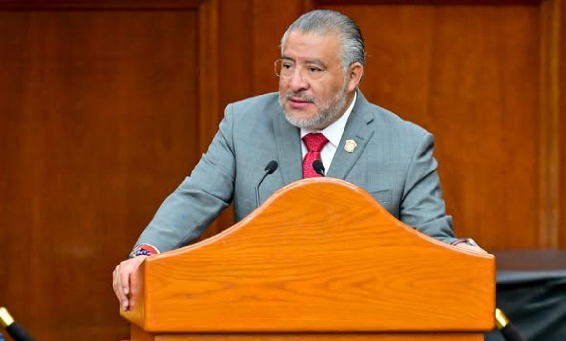 Exige Horacio Duarte a gabinete salir a territorio y "a ras de tierra"