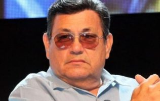 Fallece Abraham Quintanilla, confirma AB en redes sociales