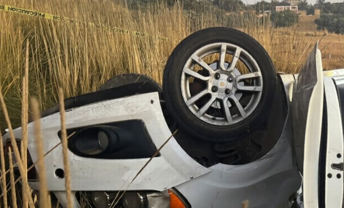 Fatal volcadura de auto deja 5 fallecidos y 1 herido en Calimaya