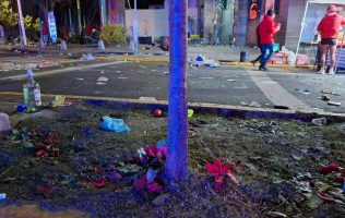 Festejos por campeonato del Toluca dejan calles llenas de basura 