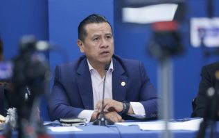 Identifican a otros 3 participantes en asesinato de Carlos Manzo