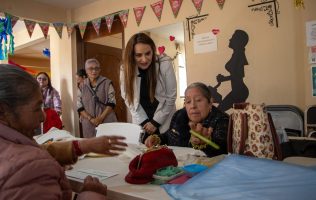 Impulsan bienestar de adultos mayores en Tianguistenco con mejoras