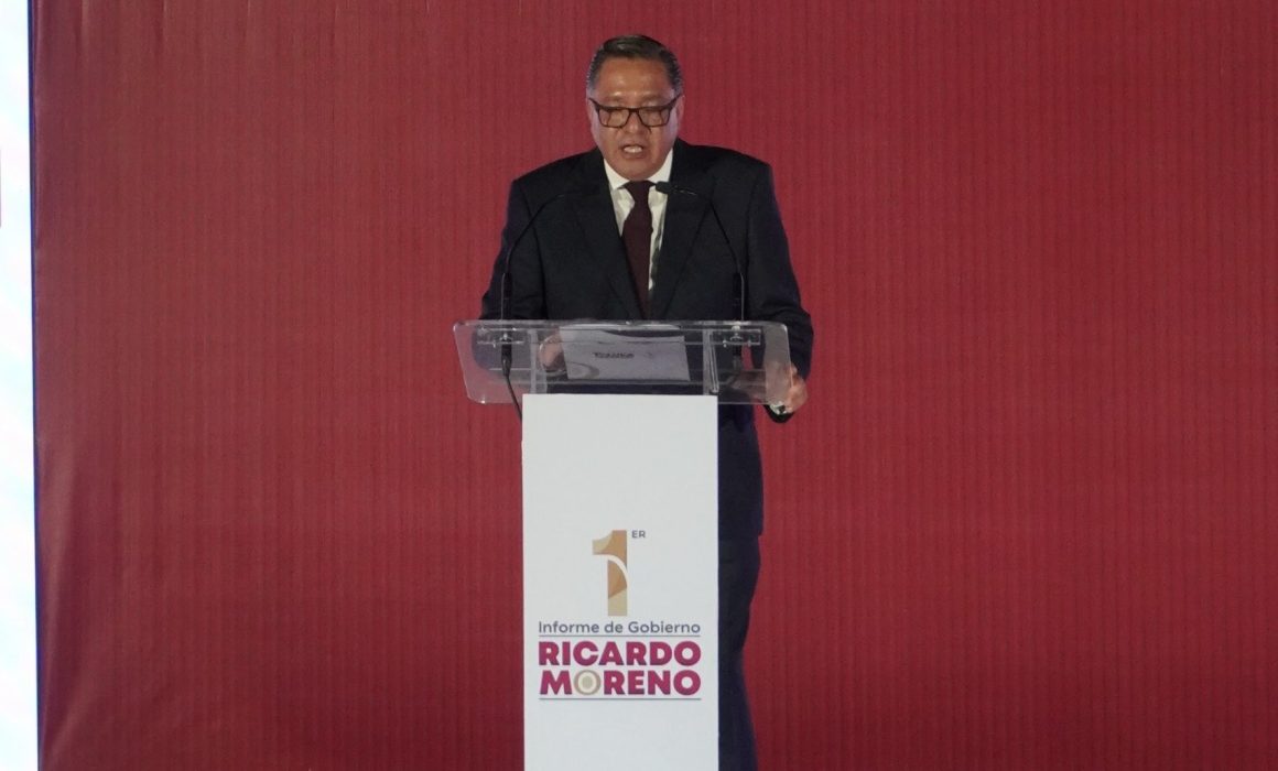 Informa Ricardo Moreno que taparon 45 mil baches en 11 meses en Toluca