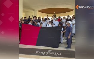 Inician huelga trabajadores sindicalizados del hotel Emporio de Ixtapa