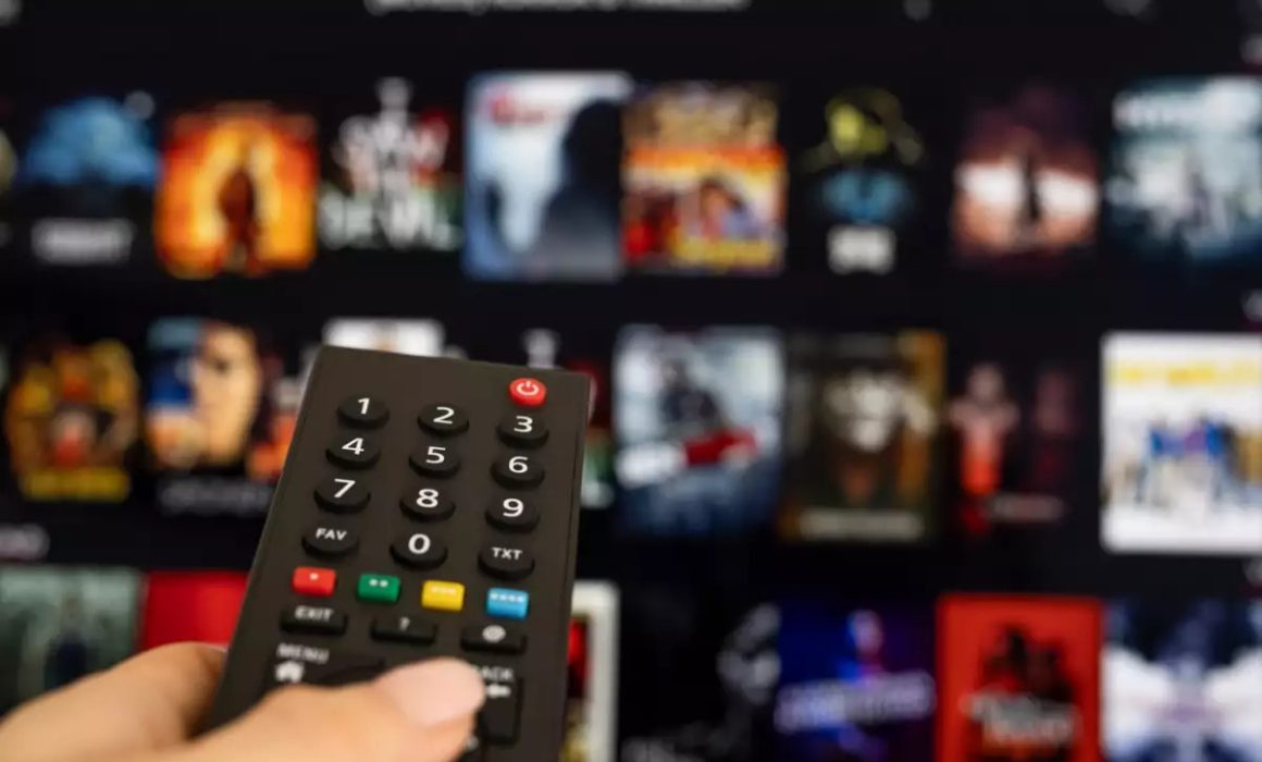 Invaden los mexicanos plataformas de streaming; esto ven en Navidad