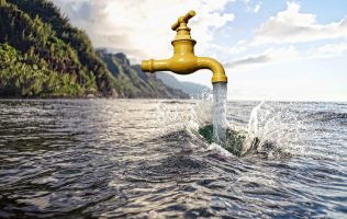 Marchan rumbo a la presidencia de Ecatepec para exigir agua potable