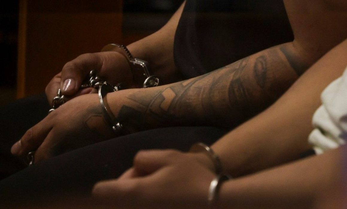 Posponen audiencia de custodios detenidos con 37 mdp en Tlalnepantla