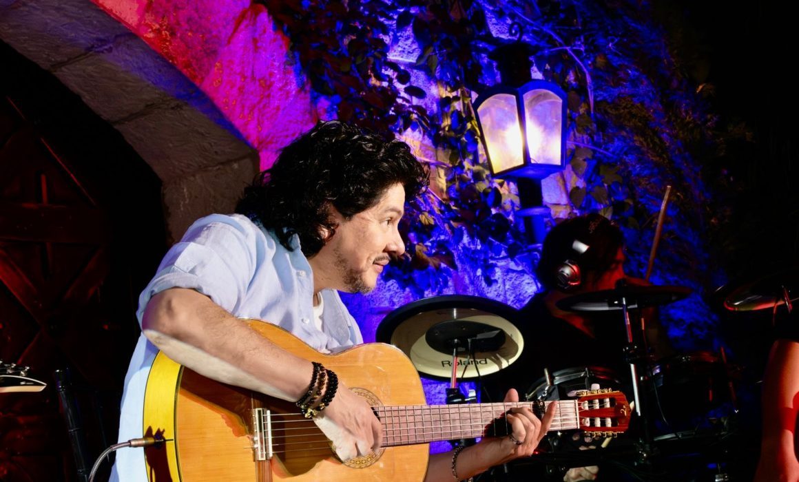 Quadratín transmitirá Concierto de Navidad por la Paz con Paco Rentería
