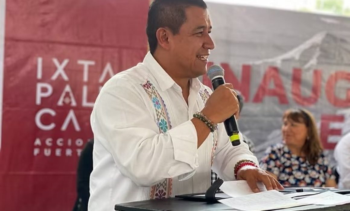 Reaparece Felipe Arvizu en Ixtapaluca y crecen dudas sobre su salud