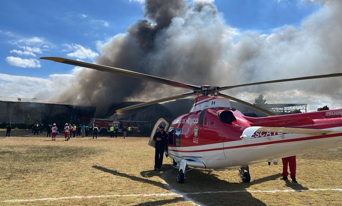Reciben restos familiares de las víctimas de accidente aéreo en Toluca