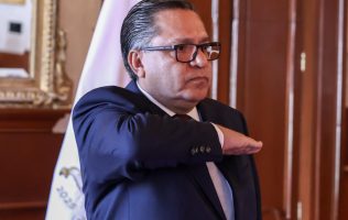 Rinde cuentas Ricardo Moreno y reafirma su liderazgo en Toluca