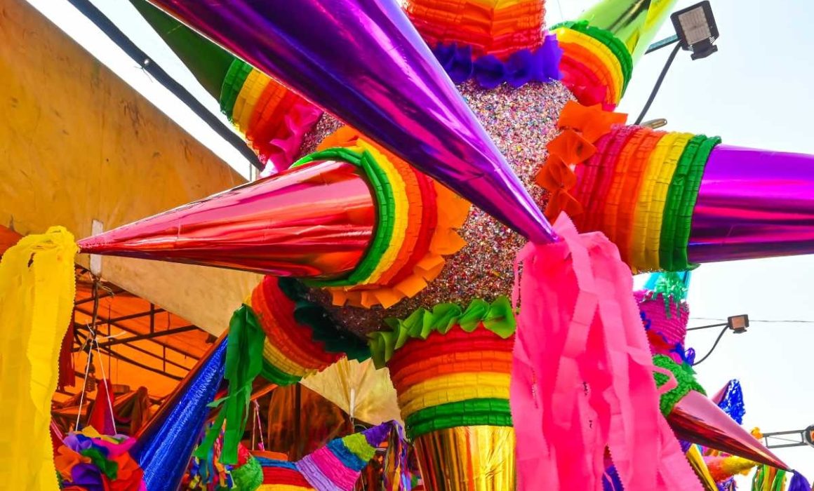 Se roban hasta las piñatas en el Ecatepec 'seguro' de Azucena Cisneros