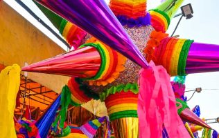 Se roban hasta las piñatas en el Ecatepec 'seguro' de Azucena Cisneros