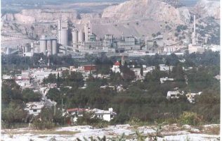 Viven con amenazas químicas y de salud vecinos de Apaxco