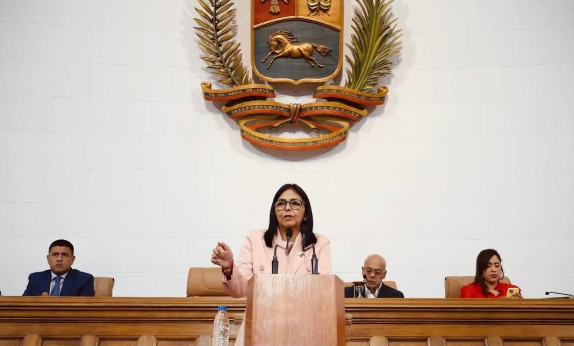 Admite Delcy Rodríguez condiciones de EU para la transición en Venezuela