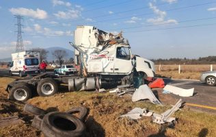 Alerta en autopista Toluca–Atlacomulco: 4o accidente de tráiler en 1 día