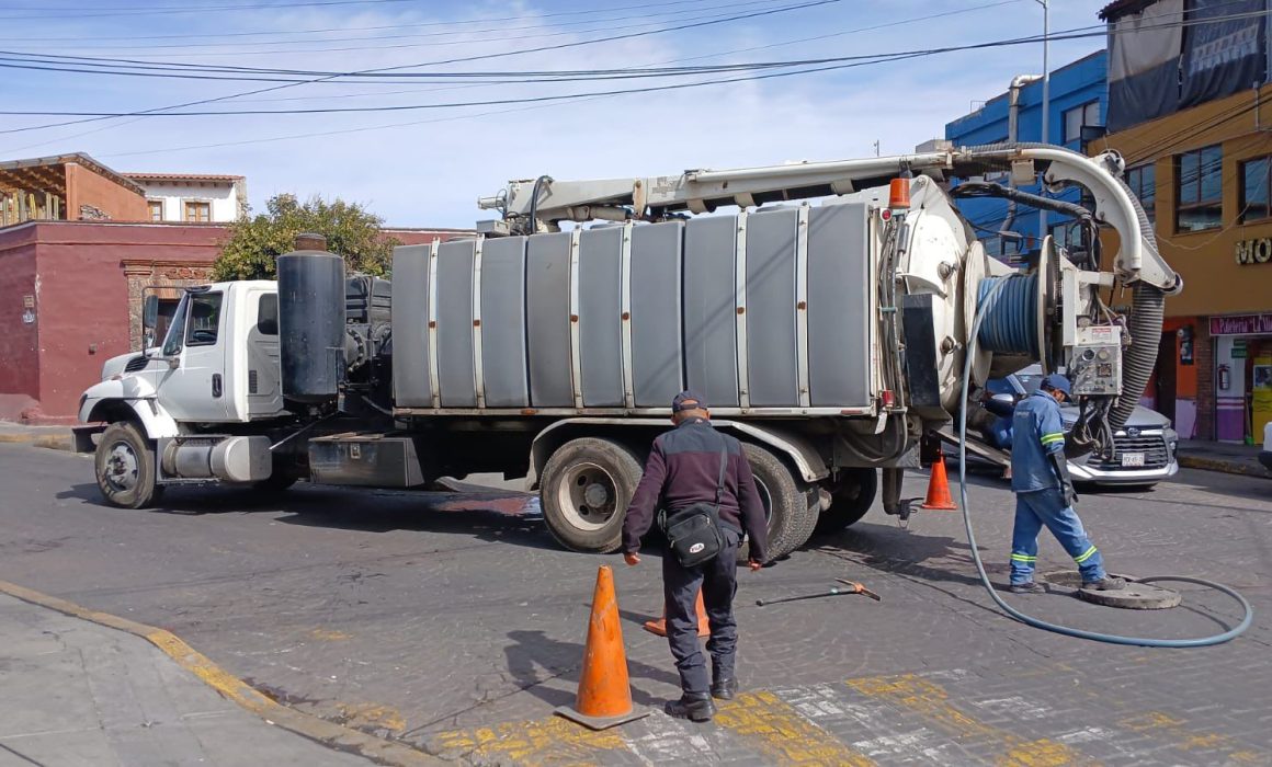 Arrancan autoridades de Metepec limpieza y desazolve en calles ...