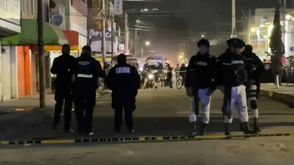 Asesinan a joven a balazos tras salir de chelería en Ecatepec ...