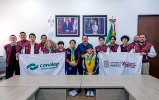 Becan a 10 alumnos mexiquenses por destacar a nivel internacional