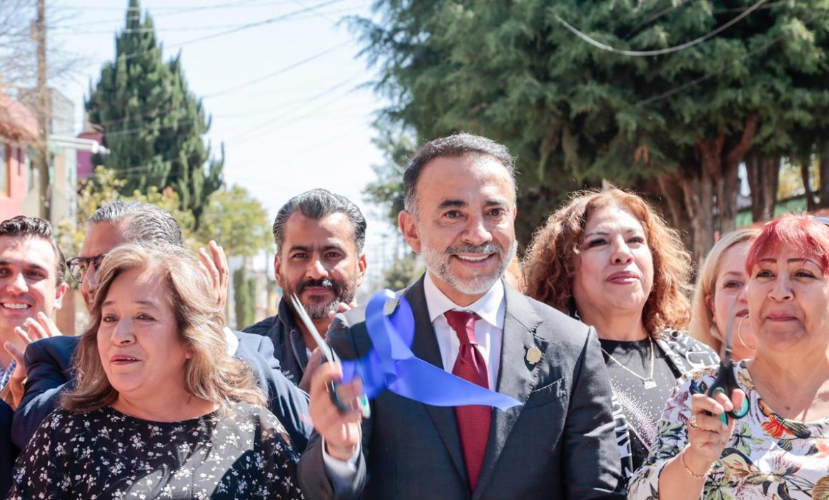 Benefician en Metepec a más de mil habitantes de Izcalli Obra vial