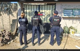 Catean domicilio en Texcoco y recuperan moto robada: había marihuana