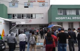 Colapsa ISSEMYM en Nezahualcóyotl: filas, maltrato y falta de medicina